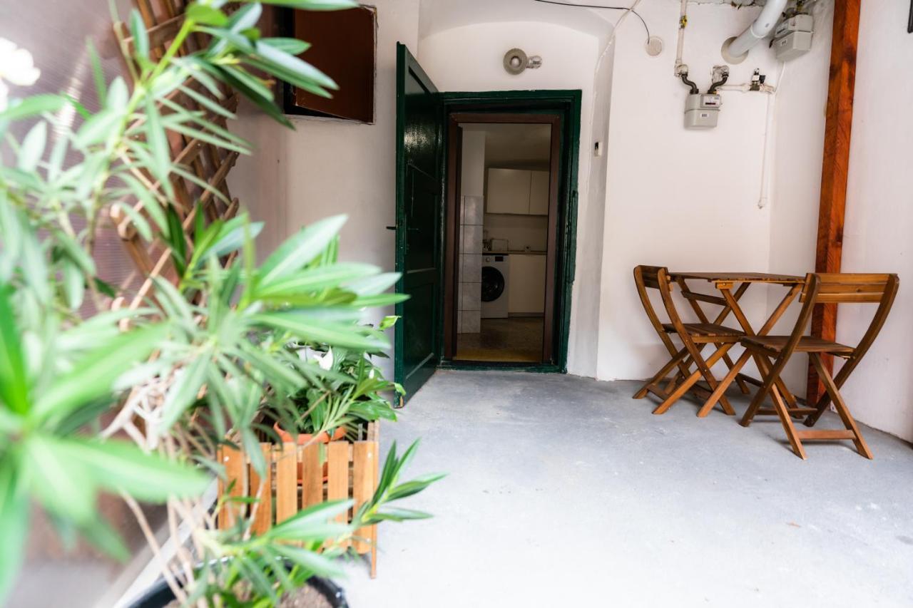 Charming Studio Ideal For Getaways Or Workations In Sibiu'S Medieval City Center Exterior photo
