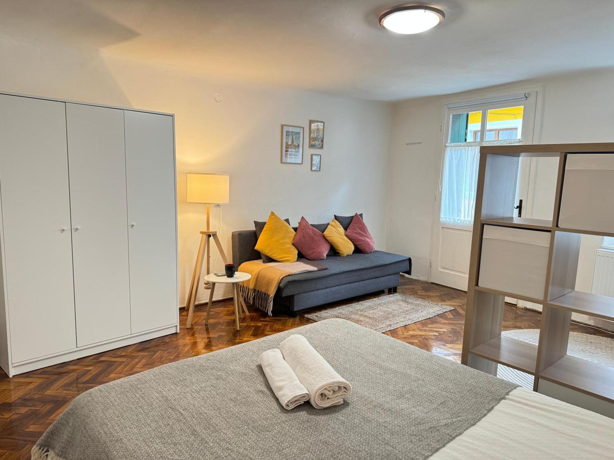 Charming Studio Ideal For Getaways Or Workations In Sibiu'S Medieval City Center Exterior photo