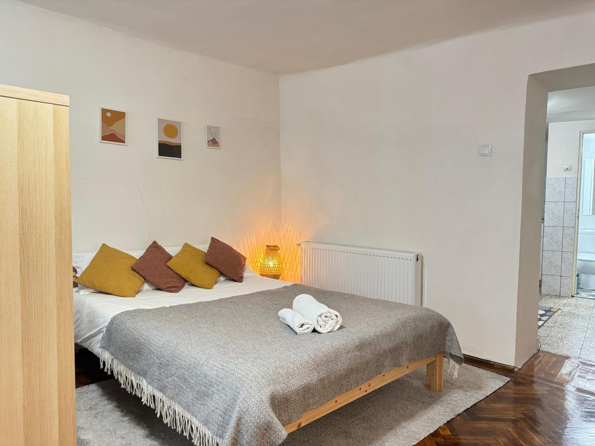 Charming Studio Ideal For Getaways Or Workations In Sibiu'S Medieval City Center Exterior photo