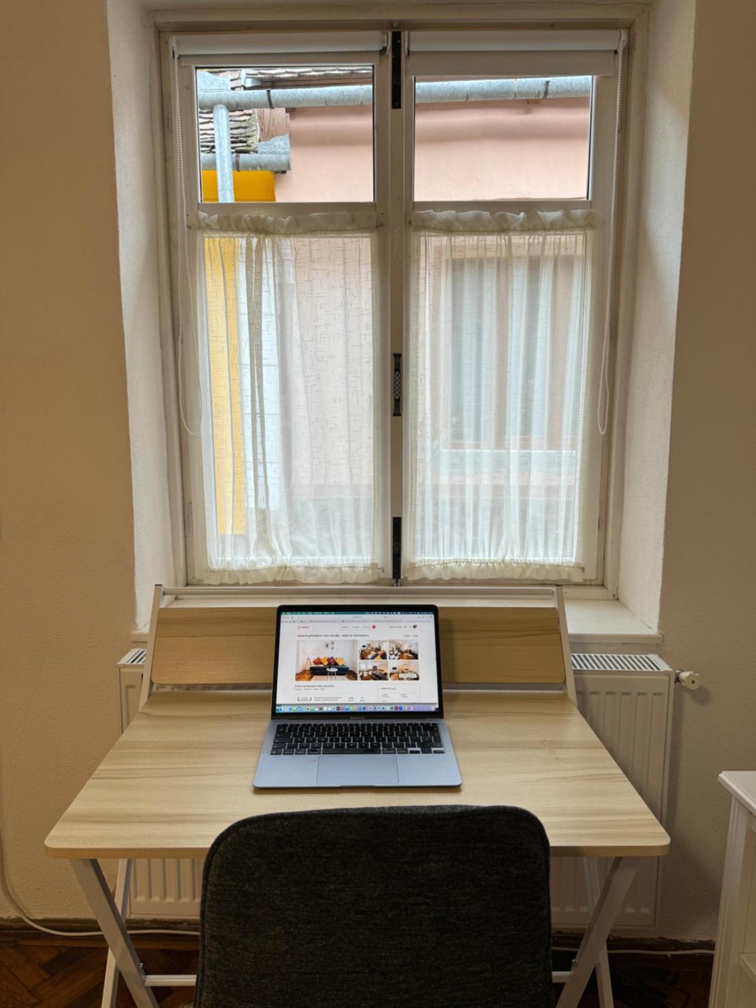 Charming Studio Ideal For Getaways Or Workations In Sibiu'S Medieval City Center Exterior photo